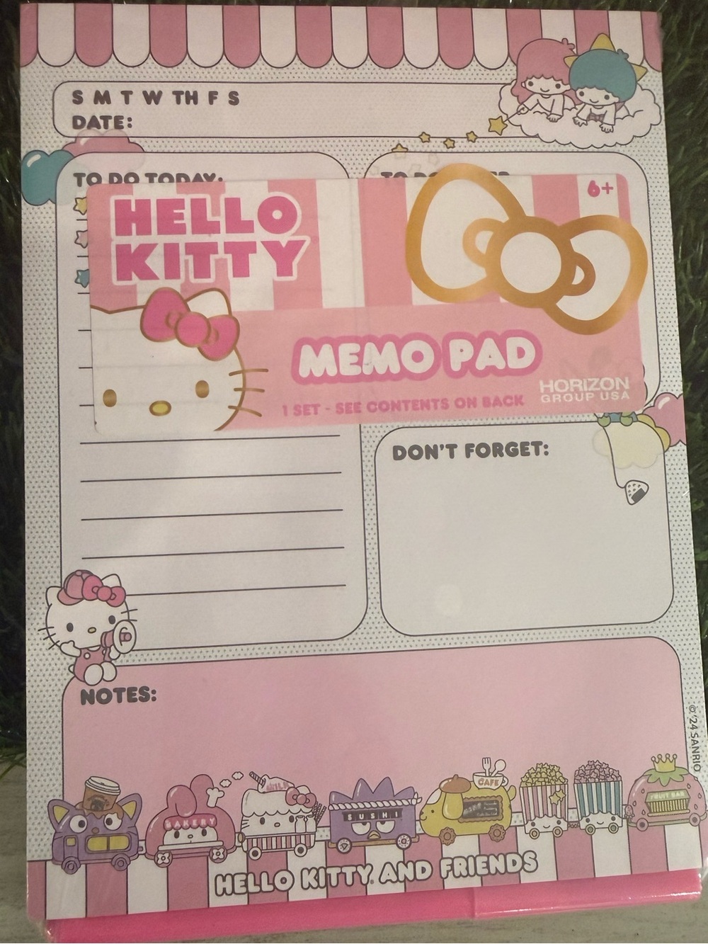 Hello Kitty & Friends Pink Memo Pad